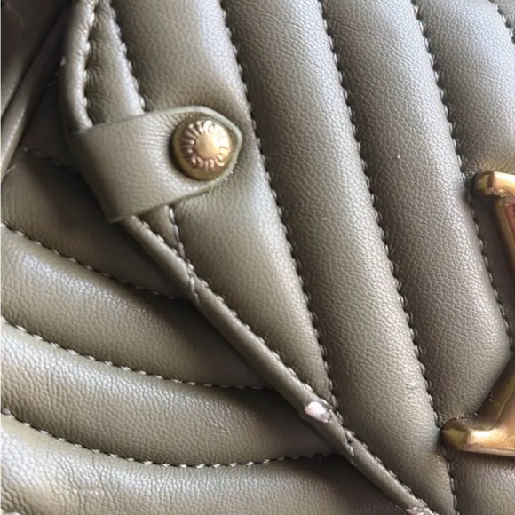 Louis Vuitton Green Quilted Crossbody Bag - Picture 11 of 13